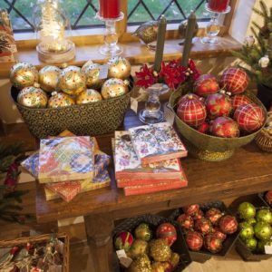 Pashley Manor Gardens Christmas Shop By Chris Price